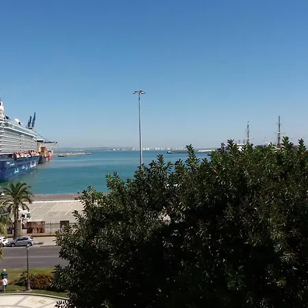 Puerta Al Mar *